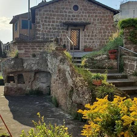 Apartment Antica Rupe Castel Sant'Elia